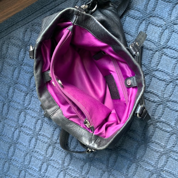 Coach handbag with cross body optional - Picture 4 of 4